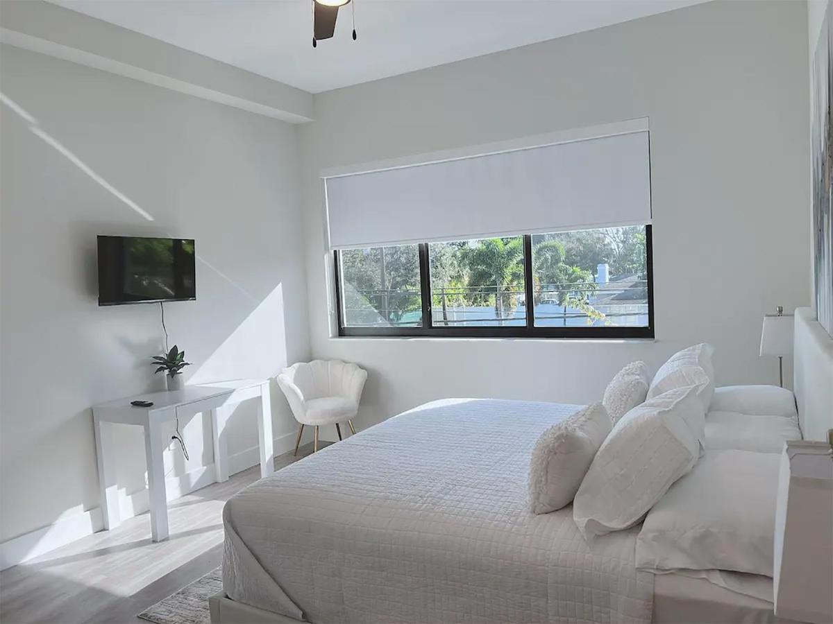 Appartement Lux Place And Cozy 3beds 2rooms Enjoy Life In Wpb Gym, Ev Station Nearby The Downtown And Beaches