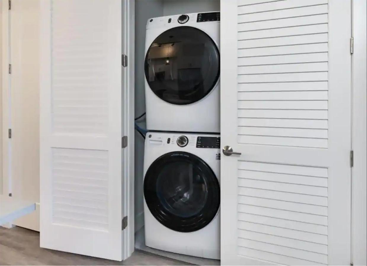 Lux Place And Cozy 3beds 2rooms Enjoy Life In Wpb Gym, Ev Station Nearby The Downtown And Beaches Appartement West Palm Beach